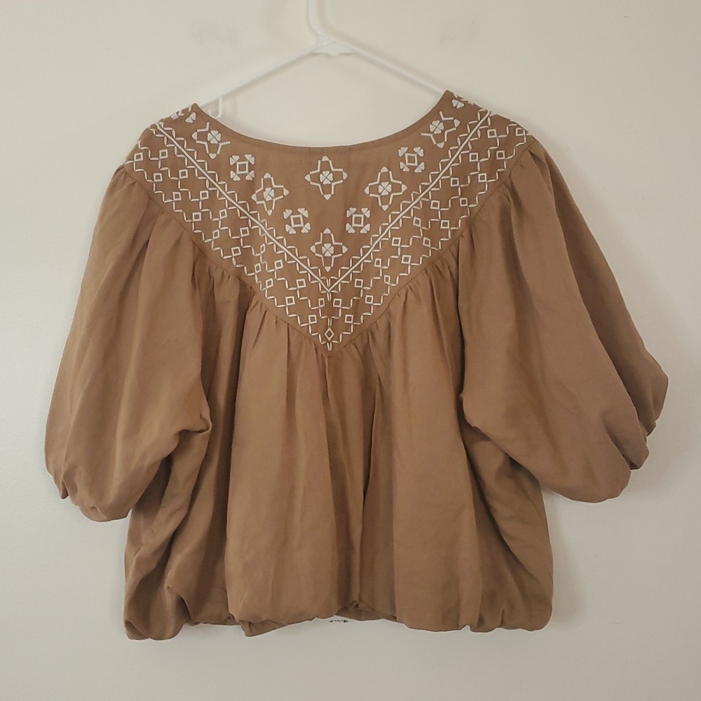 FESTI Bubble Top Size 00 Medium 10 Taupe Embroidered Blouse Top Torrid Tie Chest - Picture 9 of 11